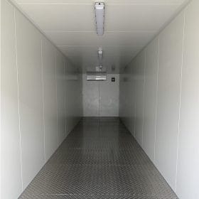 40' Dry High Cube Insulated Container Interior with multiple upgrades