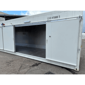 Side-Opening 40ft High Cube Three Phase Refrigerated Container with doors open close up